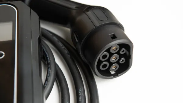 PREMIUM INSTELBARE MOBIELE LADER/LAADKABEL STOPCONTACT TYPE 2 1FASE 6A16A 1,3KW3,6KW VOOR OPEL MOVANOE