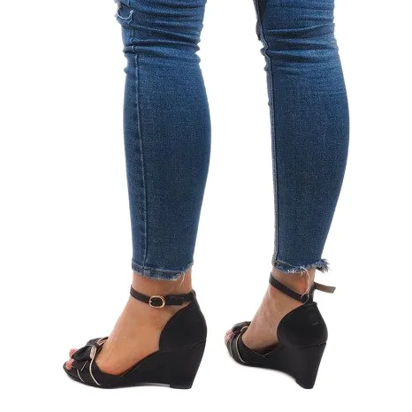 SANDALEN MET SLEEHAK F143 ZWART